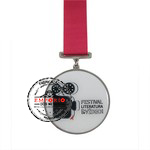 Medalha para premiao - Medalha para premiao em metal frente com aplicao de adesivo digital com cobertura de resina transparente e verso liso, com fita de gorguro para pescoo.