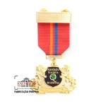 Medalha de peito - Medalha de peito. Medalha em relevo. Medalha de Premiao de Qualidade. Medalha dourada.