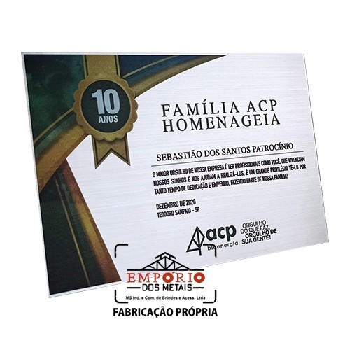 PLACA DE HOMENAGEM