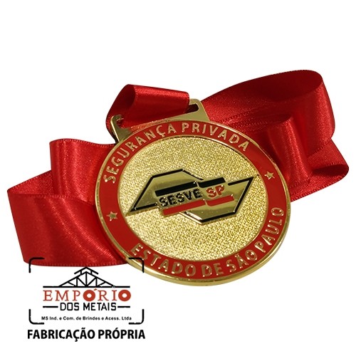 MEDALHA EM RELEVO