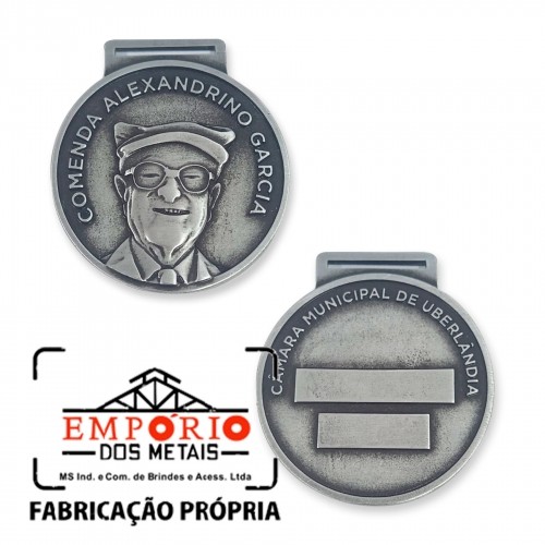 MEDALHA EM RELEVO COMENDA