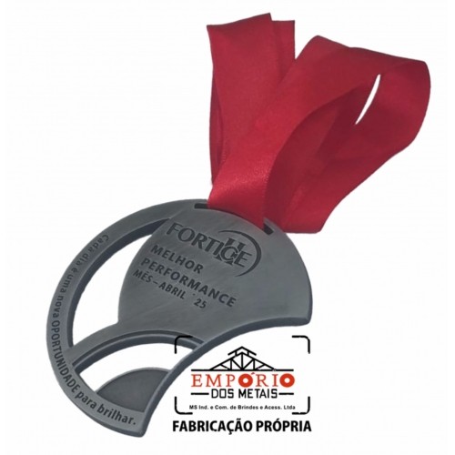 MEDALHA EM RELEVO