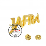 Pin com logo personalizado - Pin com logo personalizado. Pin promocional. Pin em metal com logo recortado. Pins com banho dourado. Pin com preguinhos e duas borboletas metlicas.