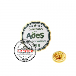 Pin Campeo - Pin campeo. Pin em metal dourado em formato recortado. Pin com adesivo resinado. Pin capacitao. Pin personalizado com logo em etiqueta digital. Pins resinados. Pin promocional. Pin multinvel. Marketing multinvel.