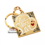 Chaveiros Personalizados - Chaveiros em metal no relevo com banho dourado e cor esmaltada, montado com corrente e argola comum. Chaveiros personalizados com sua arte para divulgao do seu evento. Fabricamos chaveiros para brindes e campanhas promocionais.