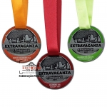 Medalhas para Campanhas - Medalha em metal alto e baixo relevo com banho de prata velha e sem cor esmaltada, com adesivo resinado na premiao, montada com fita de cetim. Fbrica de medalhas personalizadas para eventos e premiaes especiais. Medalha promocional e multinvel.