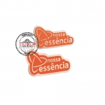 Pins em Relevo - Pins em metal no relevo com banho niquelado e aplicao de cor chapada. Fbrica de pins promocionais para brindes e eventos. Pins personalizados com logo, peas exclusivas e sob encomenda. Broches em relevo.