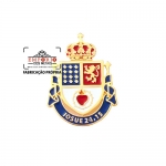 Pin Personalizado - Pin em metal com logo em relevo, banho dourado e cor esmaltada, com pino e borboleta metlica no verso. 
Fbrica de pins personalizados para campanhas e eventos. Pins religiosos sob encomenda. Broche em relevo.