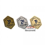 Pins de reconhecimento - Pins em metal baixo relevo nos banhos dourado, nquel e bronze com cor esmaltada. Fbrica de pins de reconhecimento. Pins multinvel. Marketing multinvel. Broche personalizado para campanha promocional.