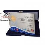 Placa de Agradecimento - Placa em ao inox escovado e gravada com impresso digital U.V. com estojo de veludo. Fbrica de placas de homenagem. Peas sob encomenda e personalizada com a arte do cliente.