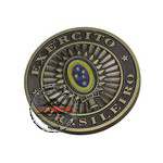 Medalha em relevo - Medalha gravada em alto relevo de metal e personalizada, com formato redondo e banho bronzeado com aplicao de 02 cores.