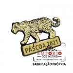 PIN PRETO EM RELEVO - Pin em metal no relevo com banho preto e cor esmalta, com cartela promocional. Fbrica de pins personalizados para eventos, divulgao da marca ou brinde. Pin de lapela. Broches promocionais.