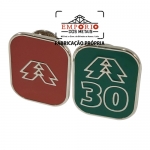 PIN TEMPO DE CASA - Pin em metal com logo em baixo relevo, banho nquel e cor esmaltada. Fbrica de pins multinvel e marketing multinvel. Pins para campanhas promocionais. Broche para marketing.