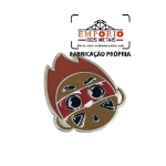 PIN NIQUEL EM RELEVO - Pin em metal no relevo com banho niquelado, esmaltado. Fbrica de pins personalizados para eventos, divulgao da marca ou brinde. Pin de lapela. Broches promocionais.