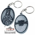 CHAVEIRO FRENTE E VERSO - Chaveiro em metal em relevo e banho de prata velha frente e verso. Fbrica de chaveiros promocionais e para brinde. Divulgue sua marca com chaveiros personalizados e sob encomenda.