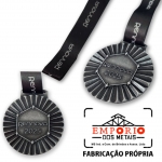MEDALHA PRATA VELHA - Medalha em metal com banho prata velha. Fbrica de medalhas personalizadas para evento promocional, campanhas de reconhecimento e premiaes especiais. Peas sofisticadas e sob encomenda.