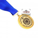 Medalhas personalizadas - Medalhas em metal no relevo com banho dourado e cor esmaltada, com fita de gorguro. Medalhas personalizadas para eventos. Medalha promocional.