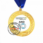 Medalha adesivada modelo ramo - Medalha adesivada modelo ramo em metal dourado. Medalha para campeonato. Medalha com adesivo.