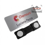 Crach personalizado - Crach em ao inox. Crach personalizado. Crach com logo e nome. Crach de identificao. Plaquinha de identificao de nome. Plaqueta metlica para identificao. Placa de inox para crach.